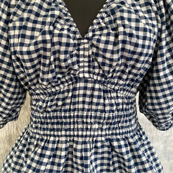 Old Navy black and white Checkered Blouse - Picture 3 of 9